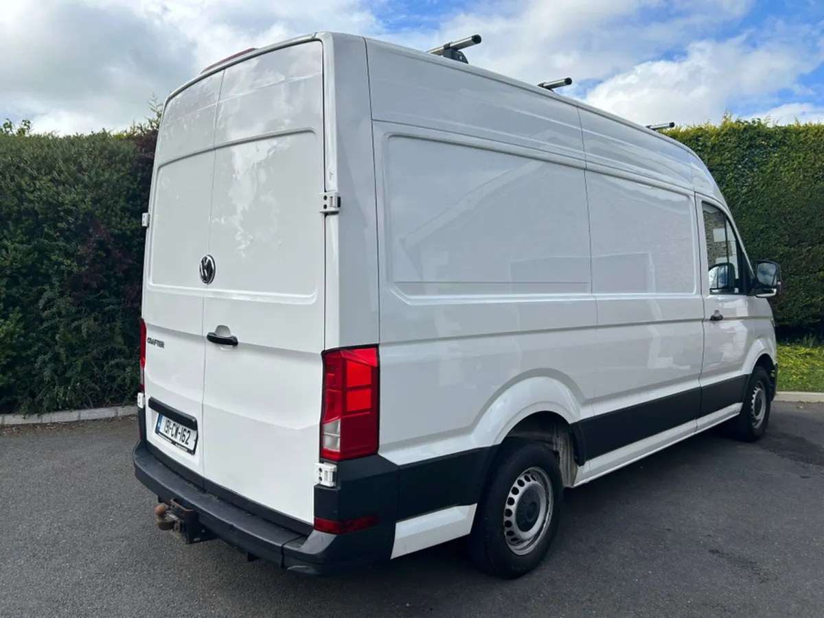 Volkswagen Crafter 35 MWB 140HP MANUAL 6SPEED FWD - Image 2
