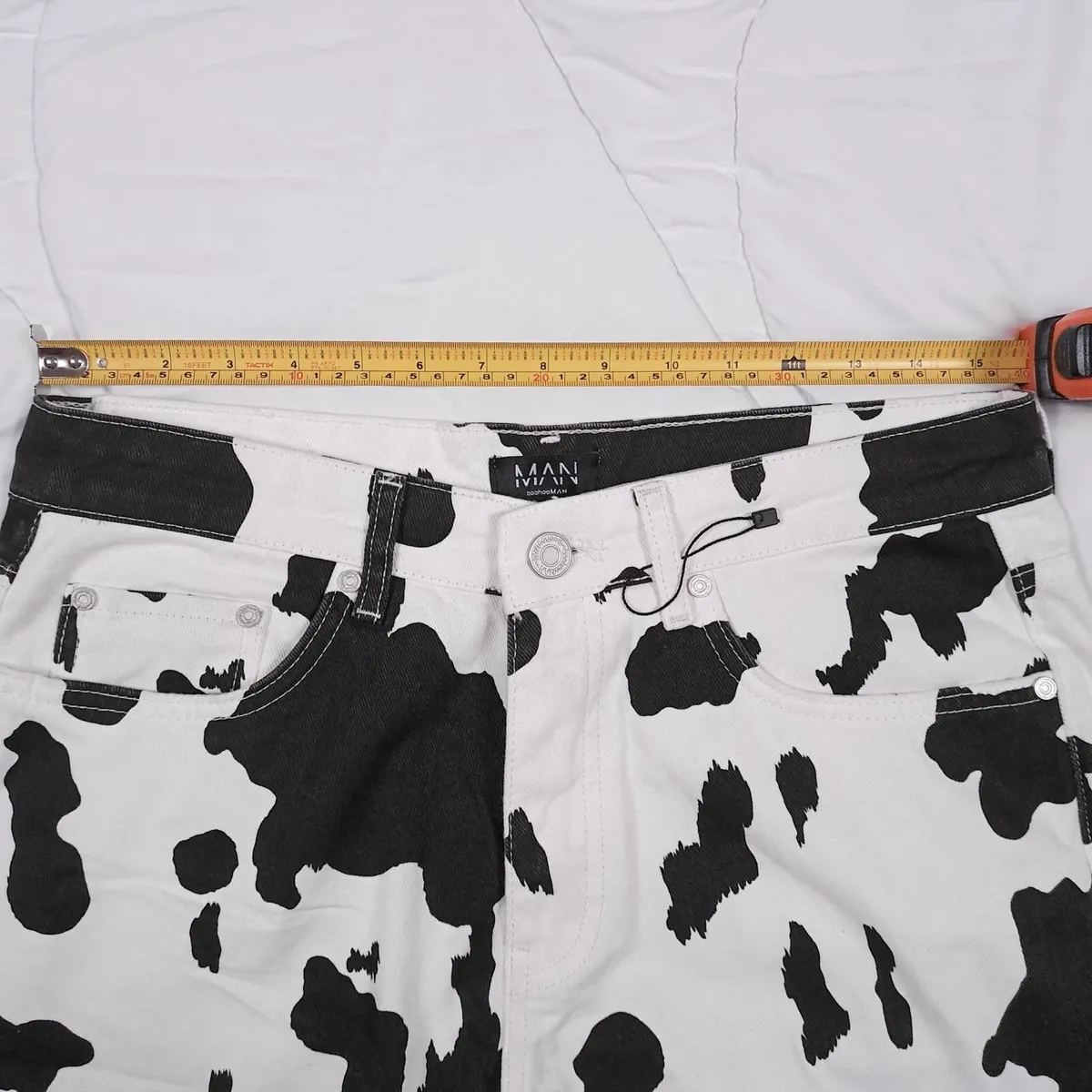 Boohoo White Black Cow Print Straight Jeans 32/31 - Image 4