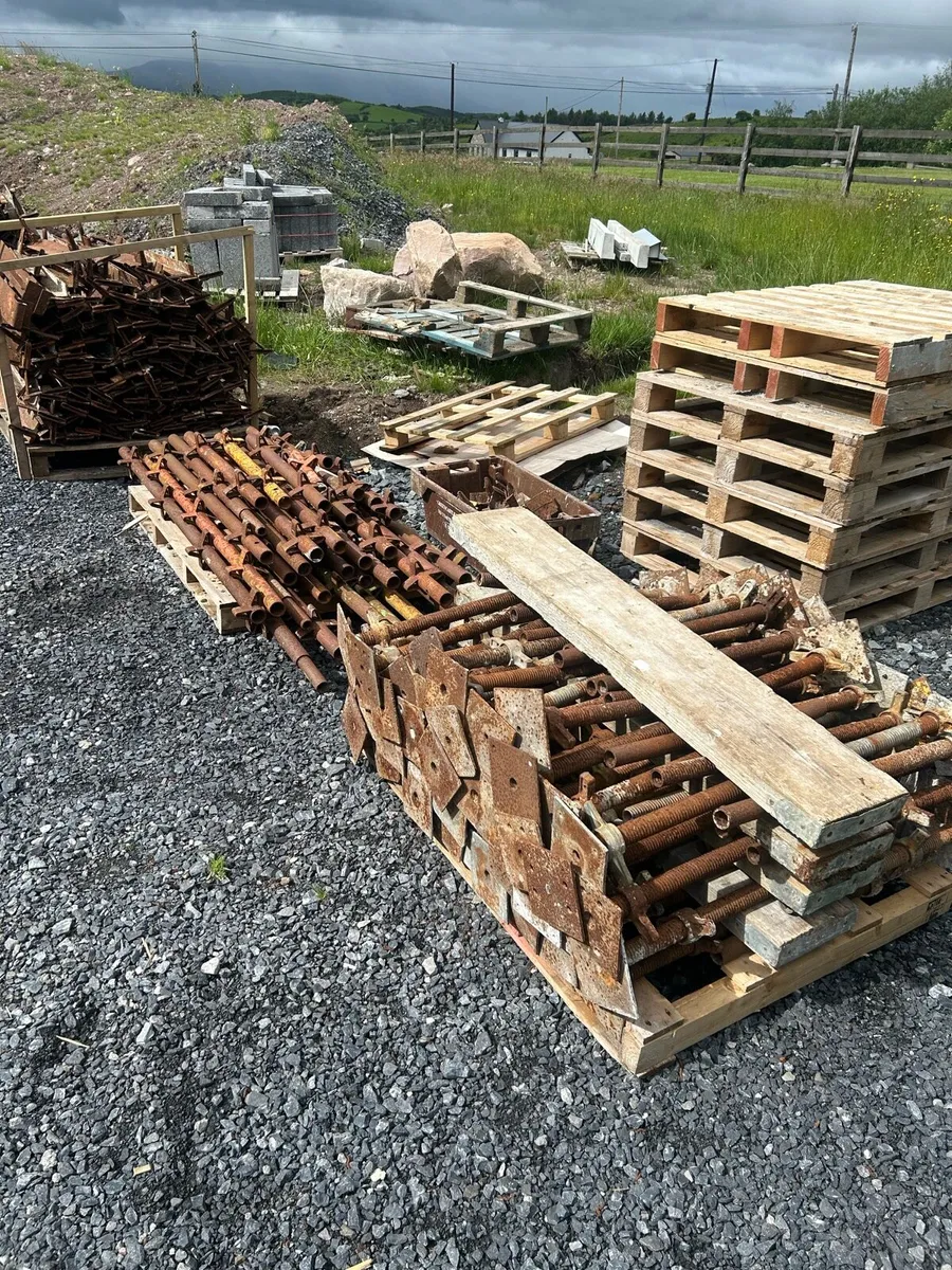 Scaffolding for sale - Image 1