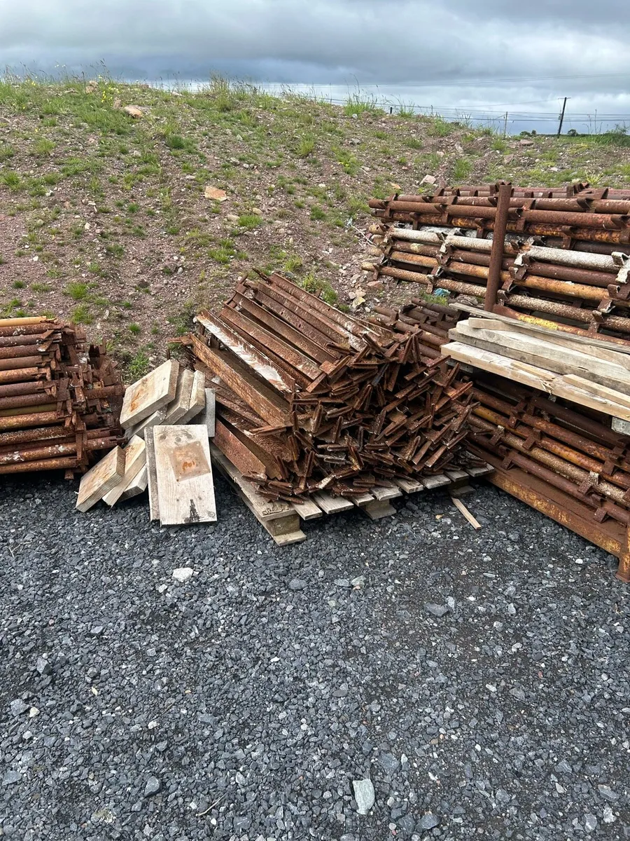 Scaffolding for sale - Image 4