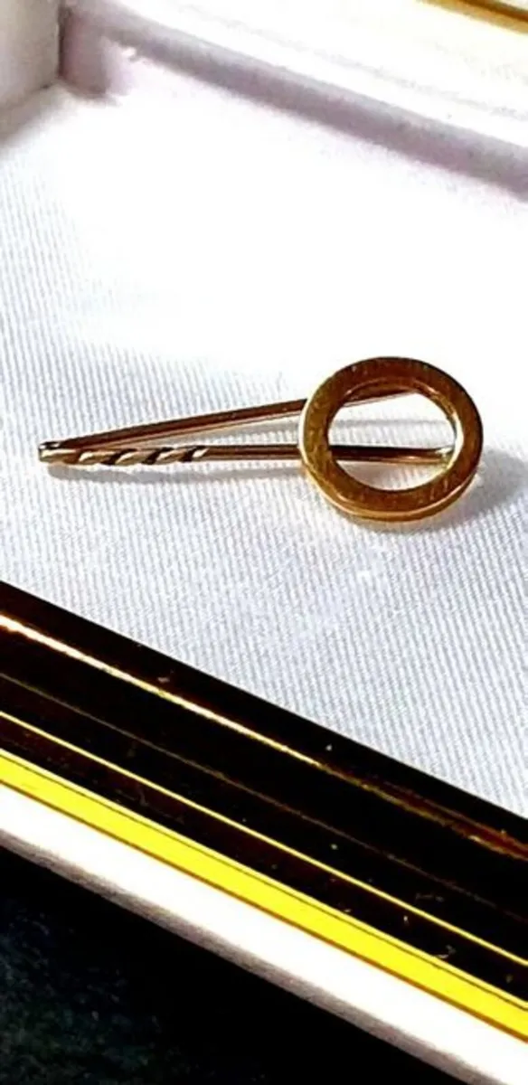 Vintage 9ct Gold Tie Pin - Image 3
