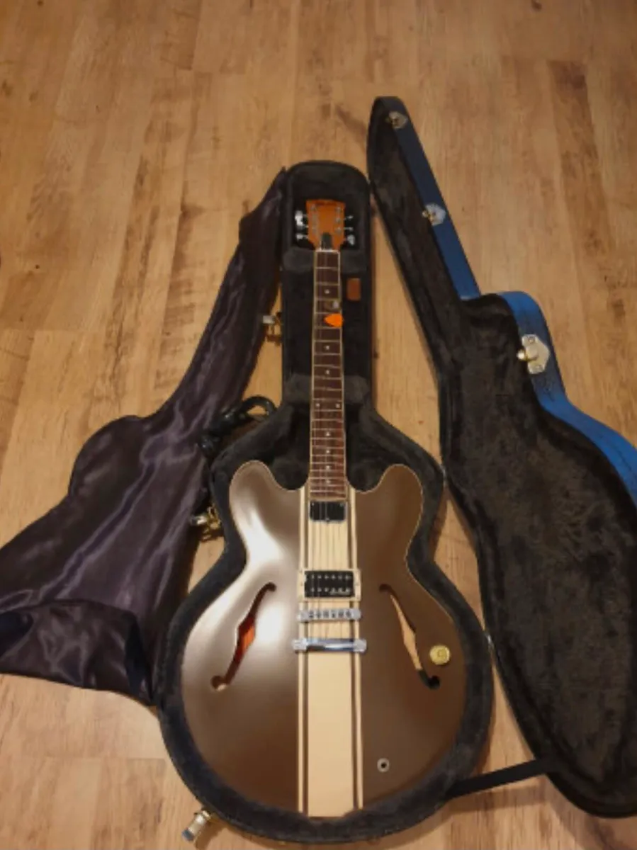 Gibson ES-333 Tom Delonge Signature Series - Image 1