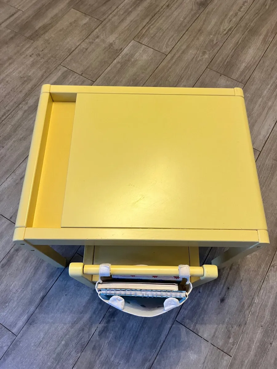 Kids table, chair & storage pouch - Image 3