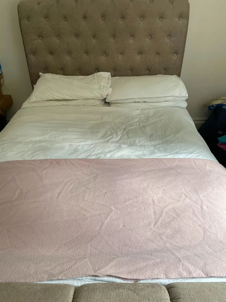 Sleigh Bed - Image 2
