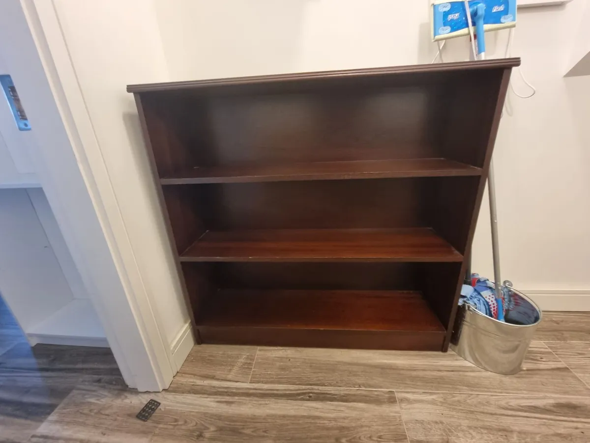 Brown wooden bookshelf - Image 2