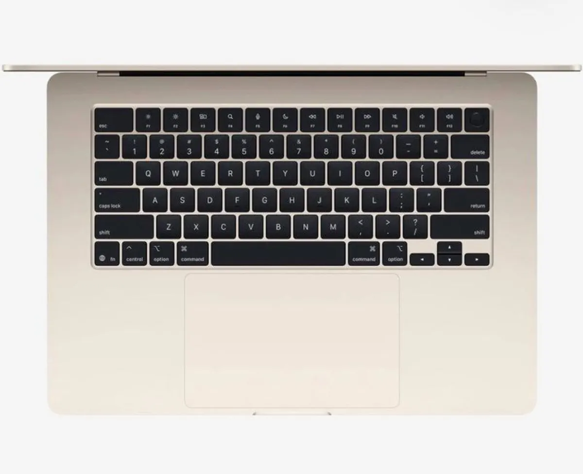 MacBook Air 15-inch - M4 - Image 1