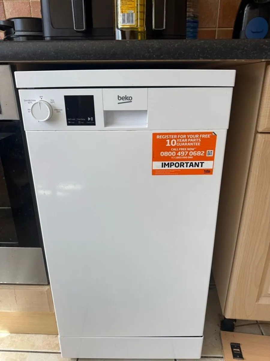 Dishwasher - Image 1