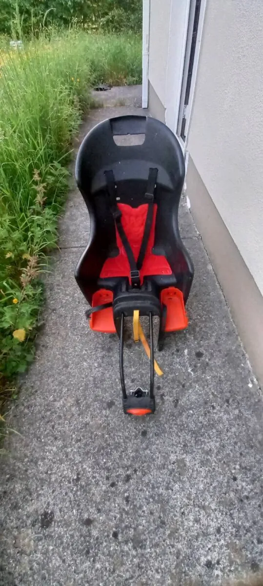 Baby bike seat - Image 1
