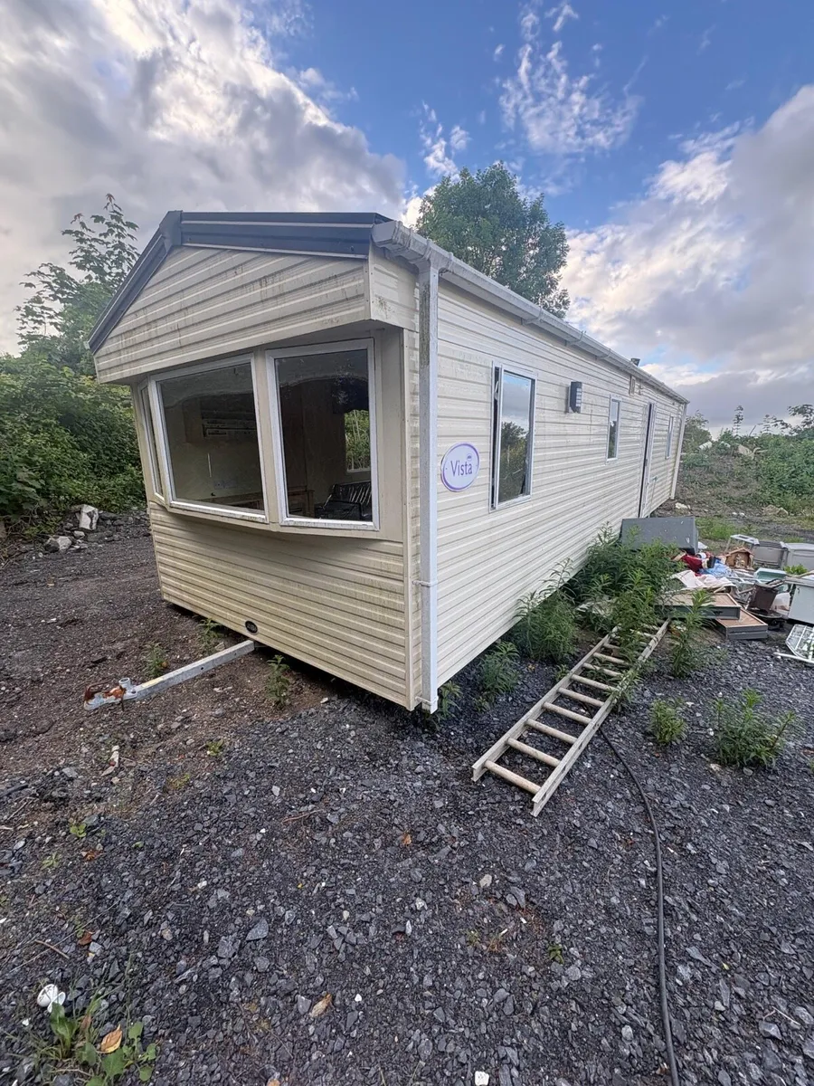 Mobile home - Image 1