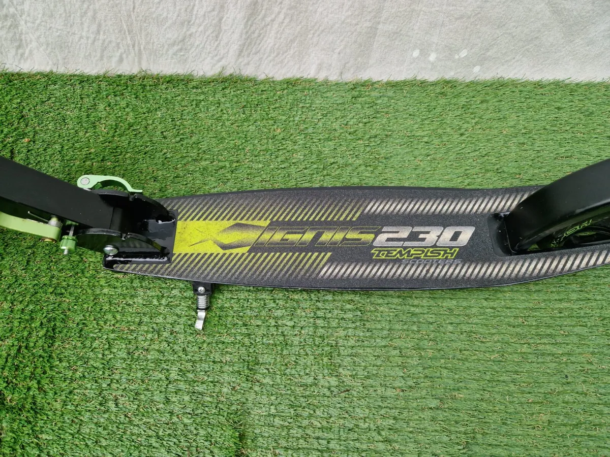 Ignis Tempest Adult Scooter - Image 2