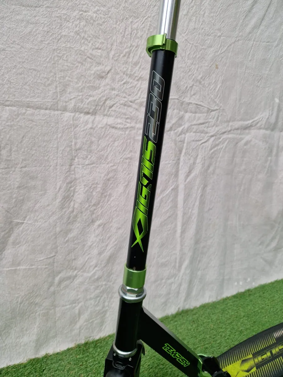 Ignis Tempest Adult Scooter - Image 3