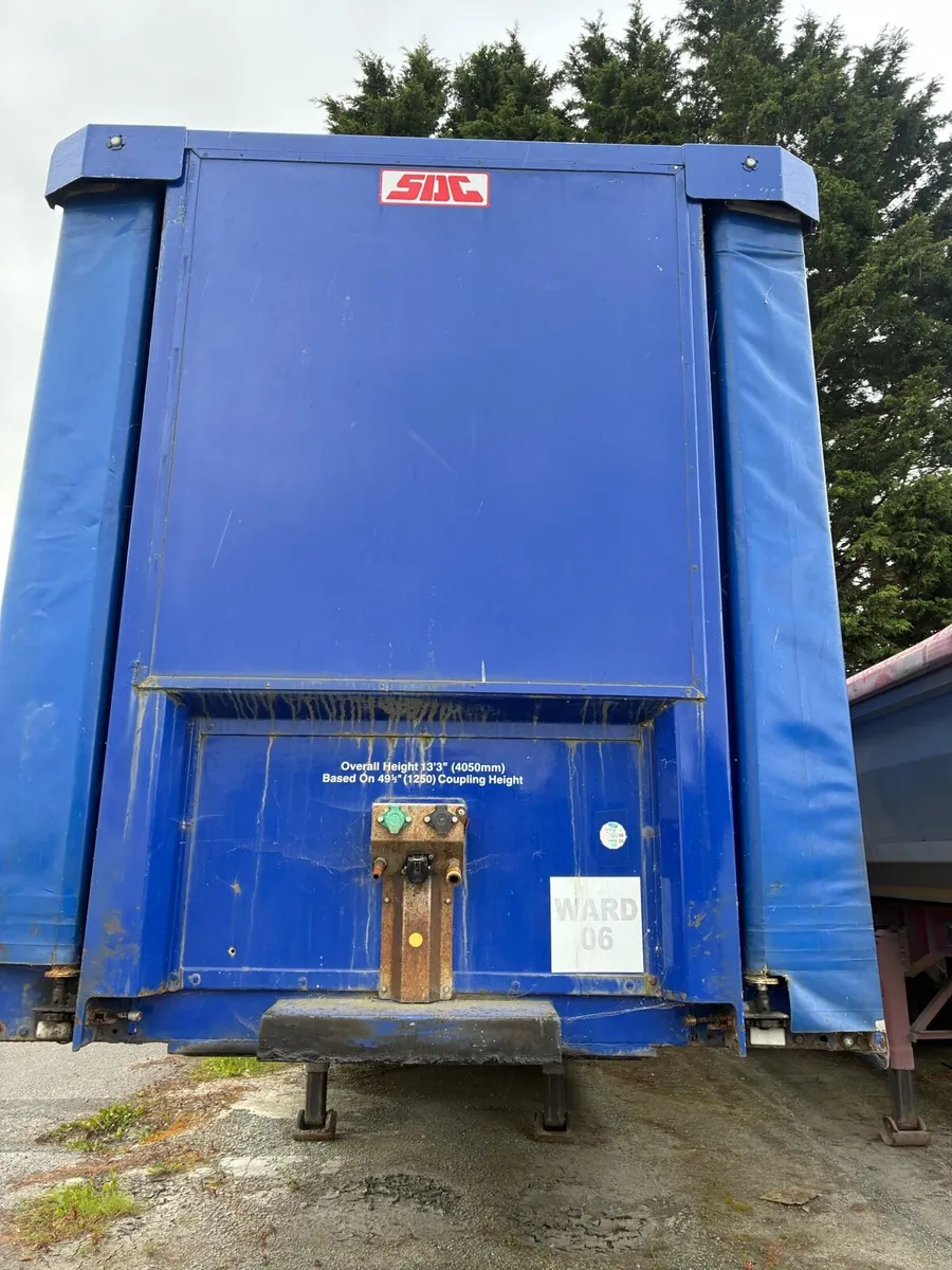 Trailer - Image 2