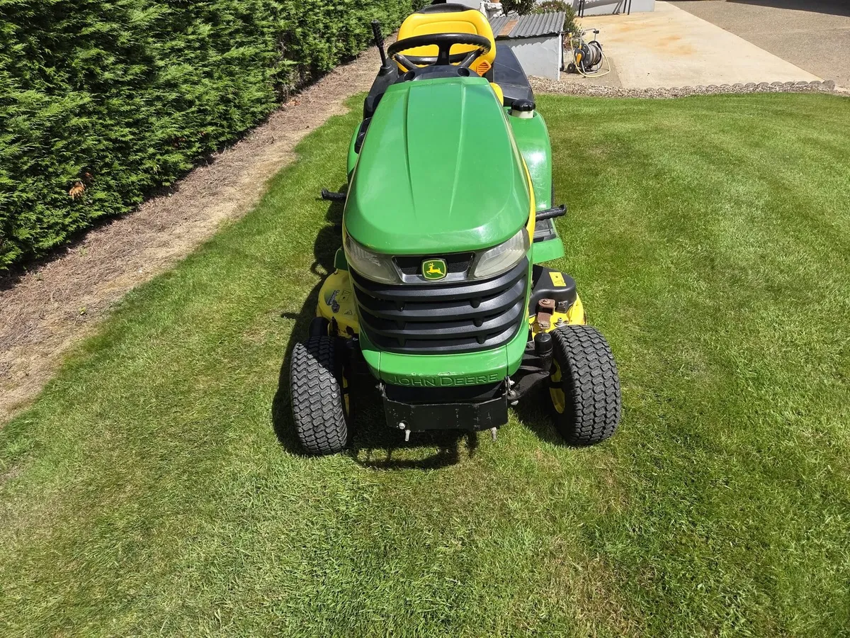 John deere - Image 1