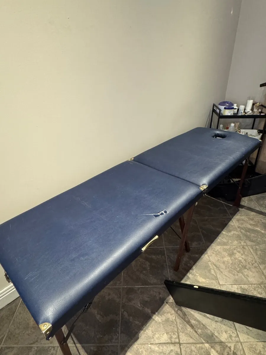 Massage table - Image 2