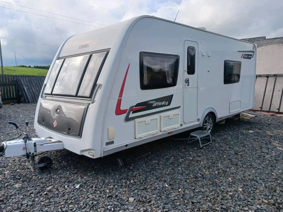2013 elddis affinity 4/5 berth fixed bed - Image 1