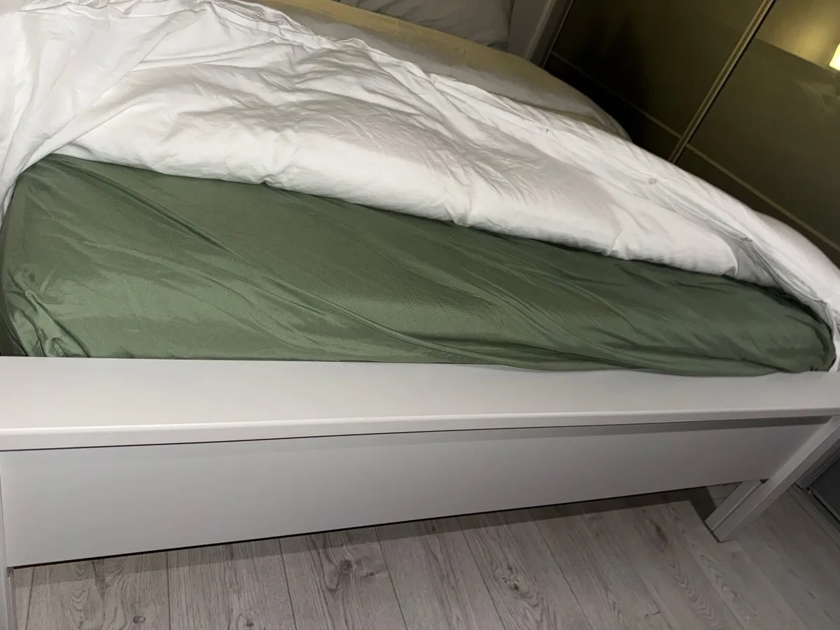 Bed frame - Image 4