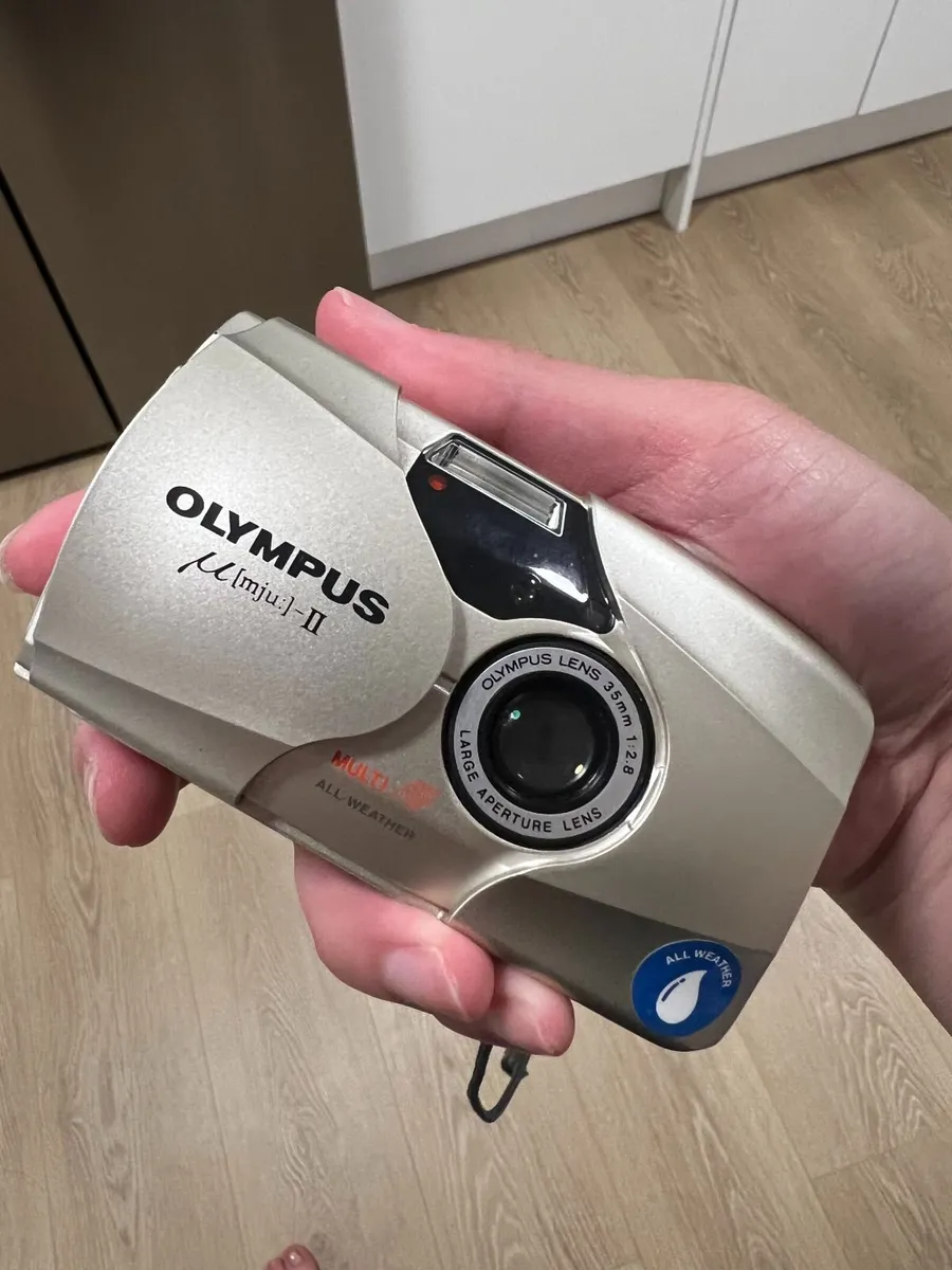 Olympus Mju II 35mm f2.8 (Prime Lens) - Image 1