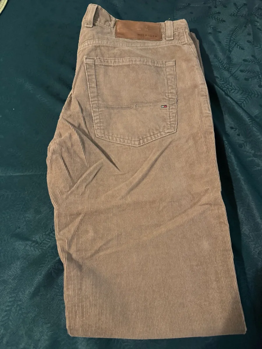 Tommy Hilfiger men's corduroy trousers - Image 2