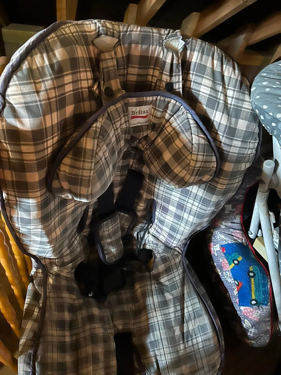 Car seats - Image 2