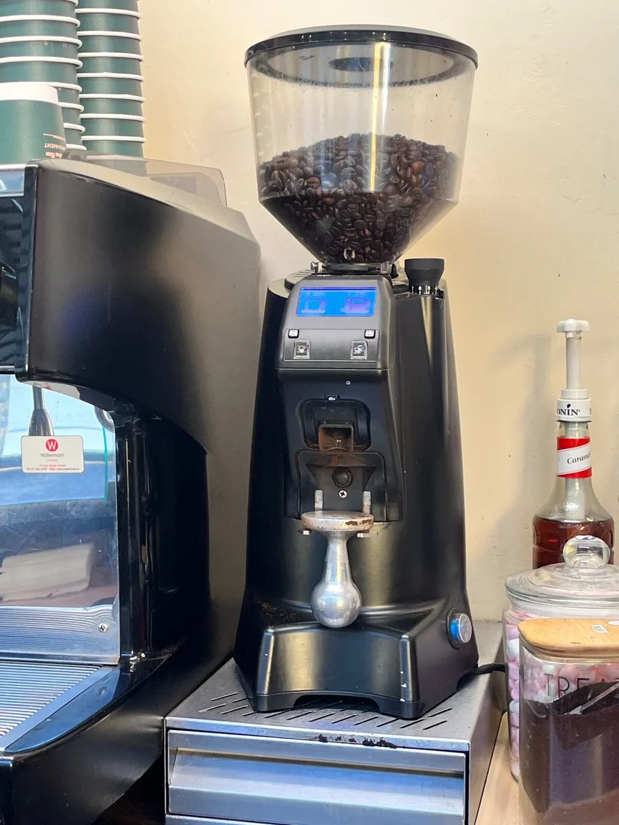 Commercial Coffee Machine Setup - Gaggia  La Decis - Image 2