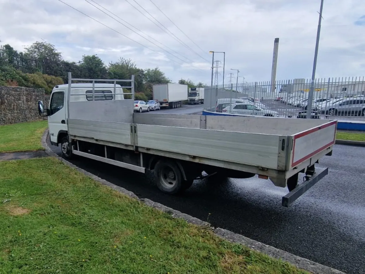 2022 FUSO Canter Flatbed Dropside - Image 3