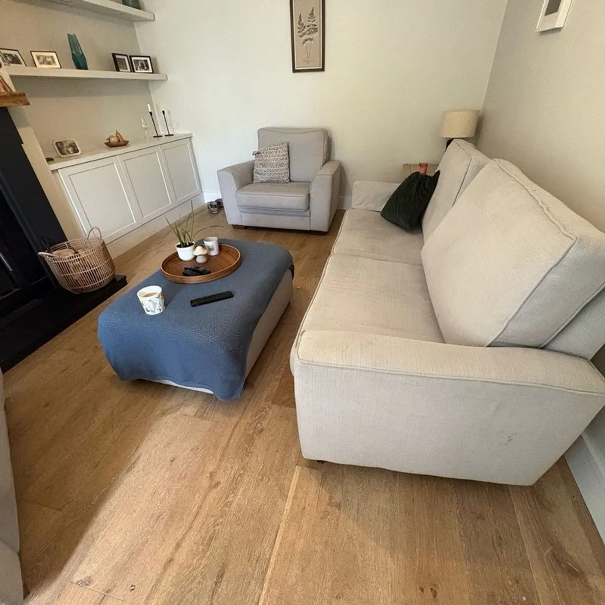 Price drop ! Three piece suite - excellent quality - Image 2