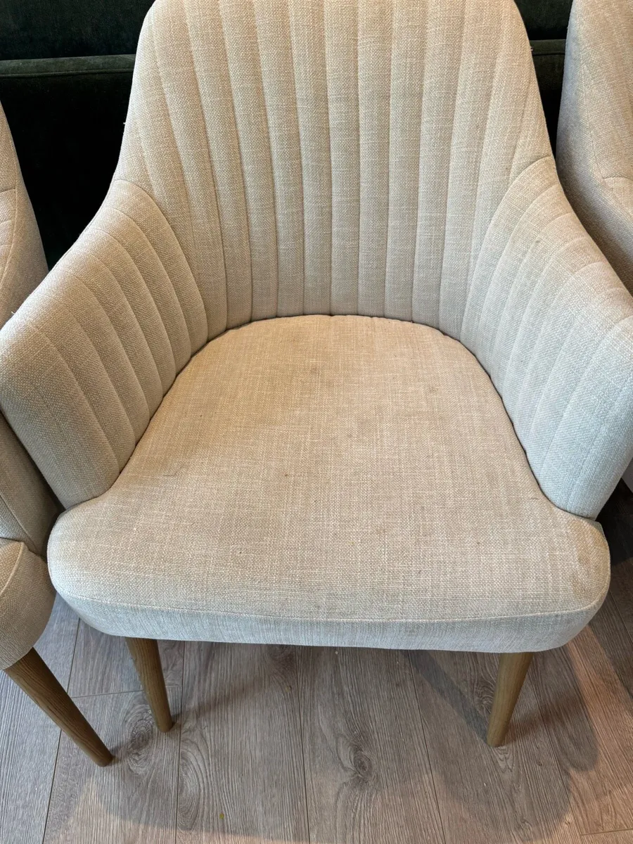 4 Cream Dining Chairs - Image 3
