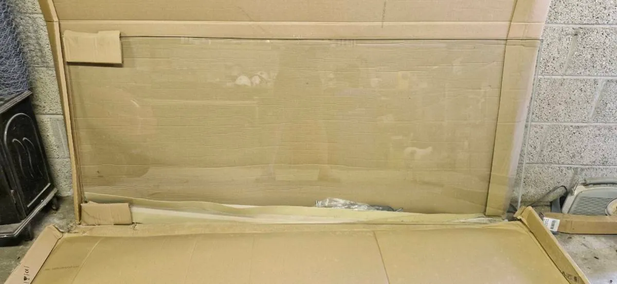 Walk in shower glass panel - Image 1