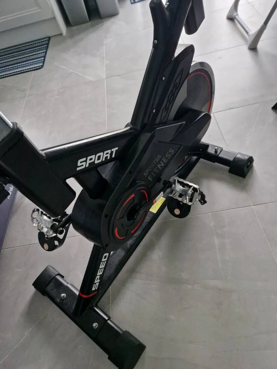Spinning bike - Image 1