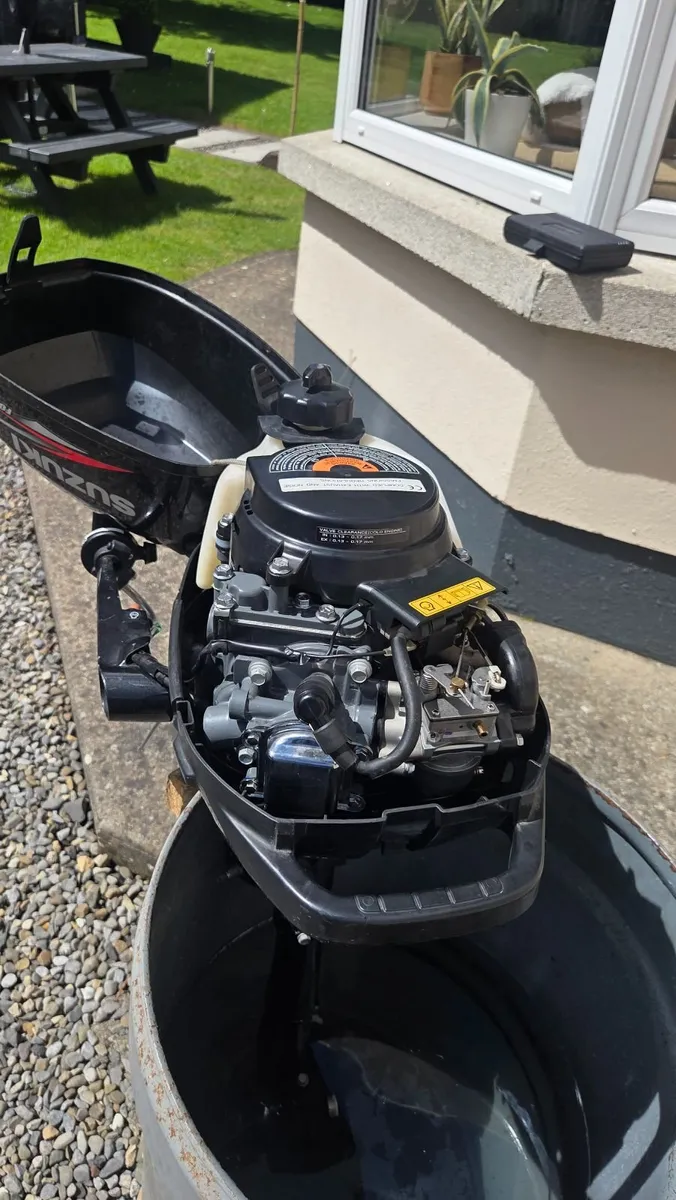2.5HP Suzuki  Outboard and Zodiac Inflatable - Image 2