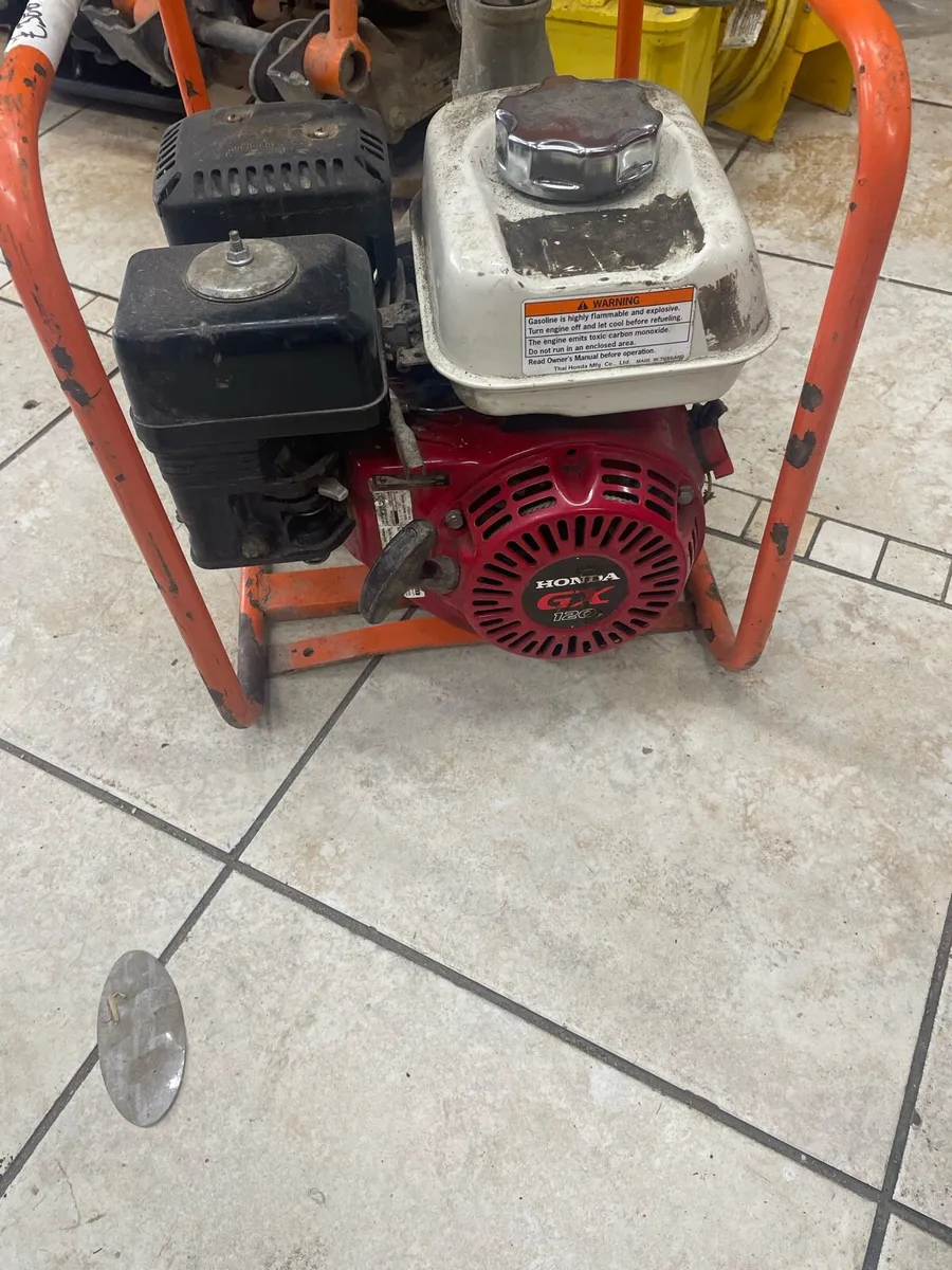 Water pump - Image 1