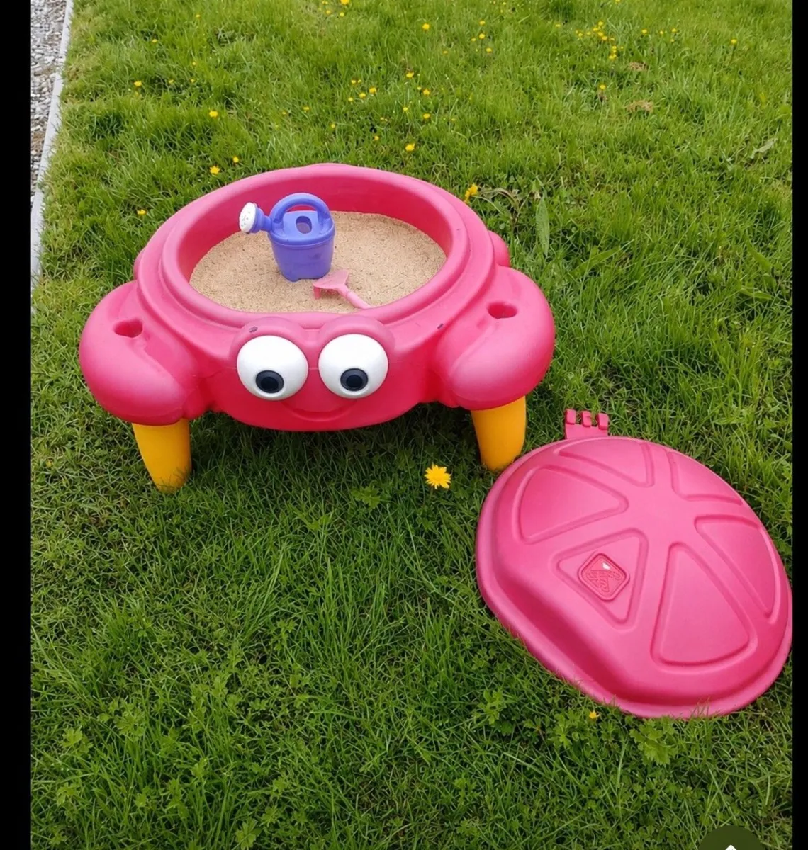 Sand pit - Image 1