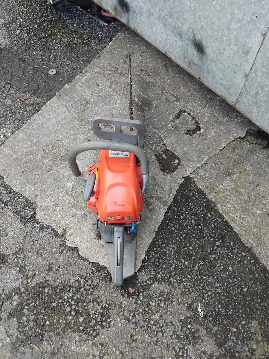 2018 zm5410 chainsaw running well priced - Image 4
