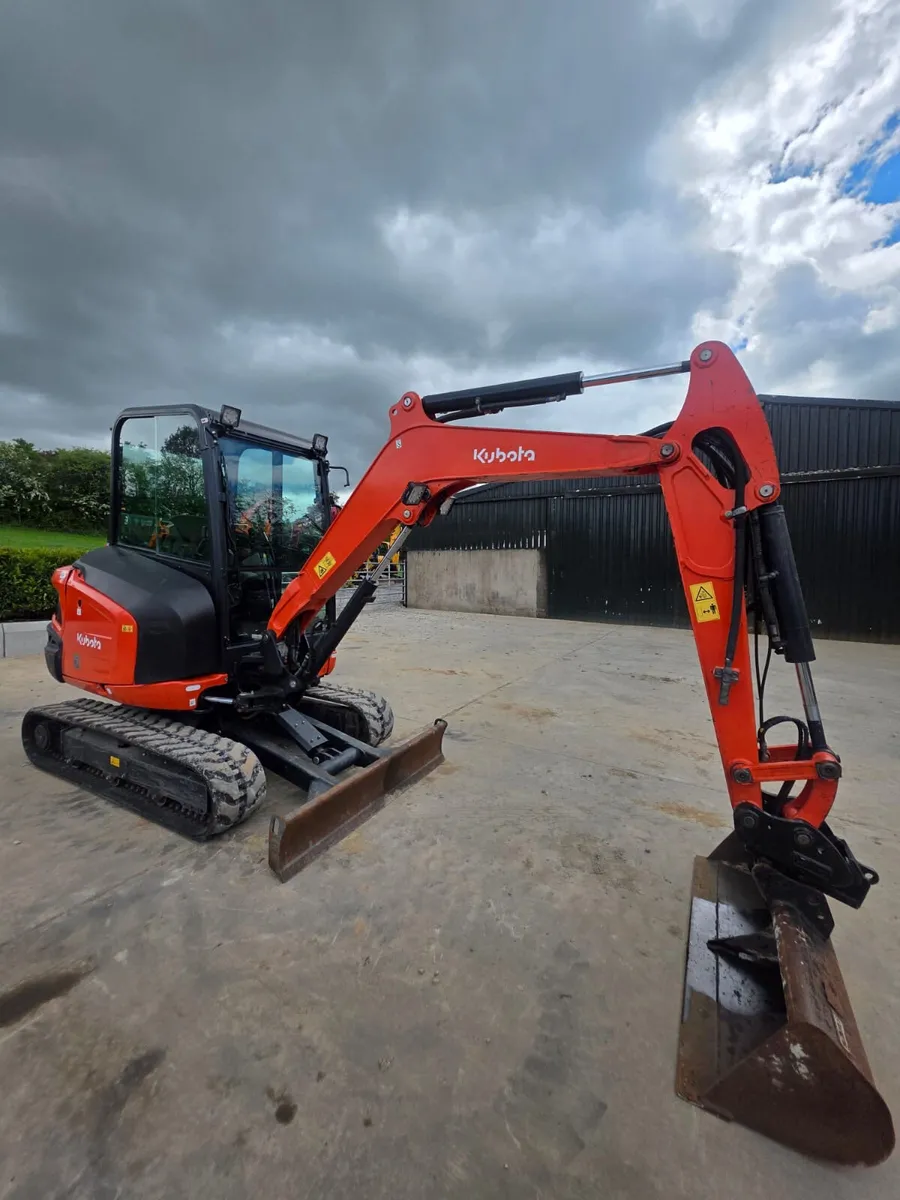 2018 KUBOTA KX030-4 **ONLY 1,100 HOURS** - Image 2