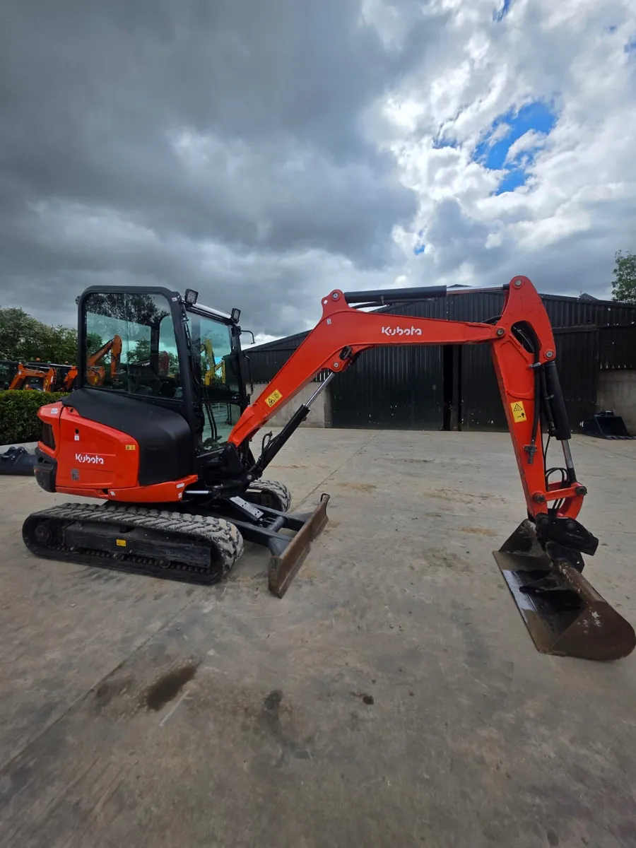 2018 KUBOTA KX030-4 **ONLY 1,100 HOURS** - Image 1