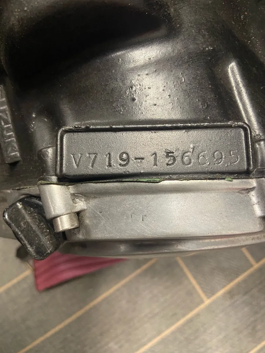 Suzuki Bandit 1200 GSF1200 Engine V719 - Image 2