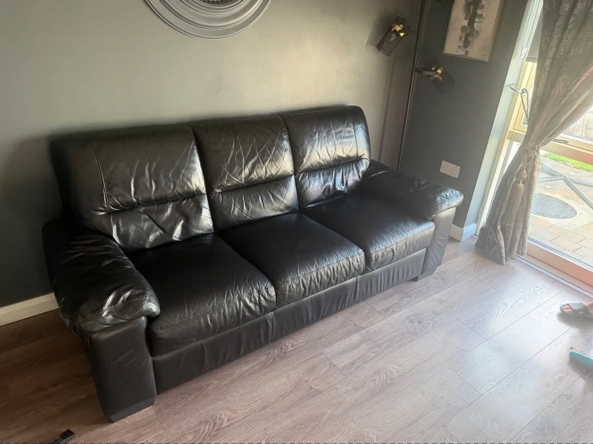 3+2 seater sofa - Image 2