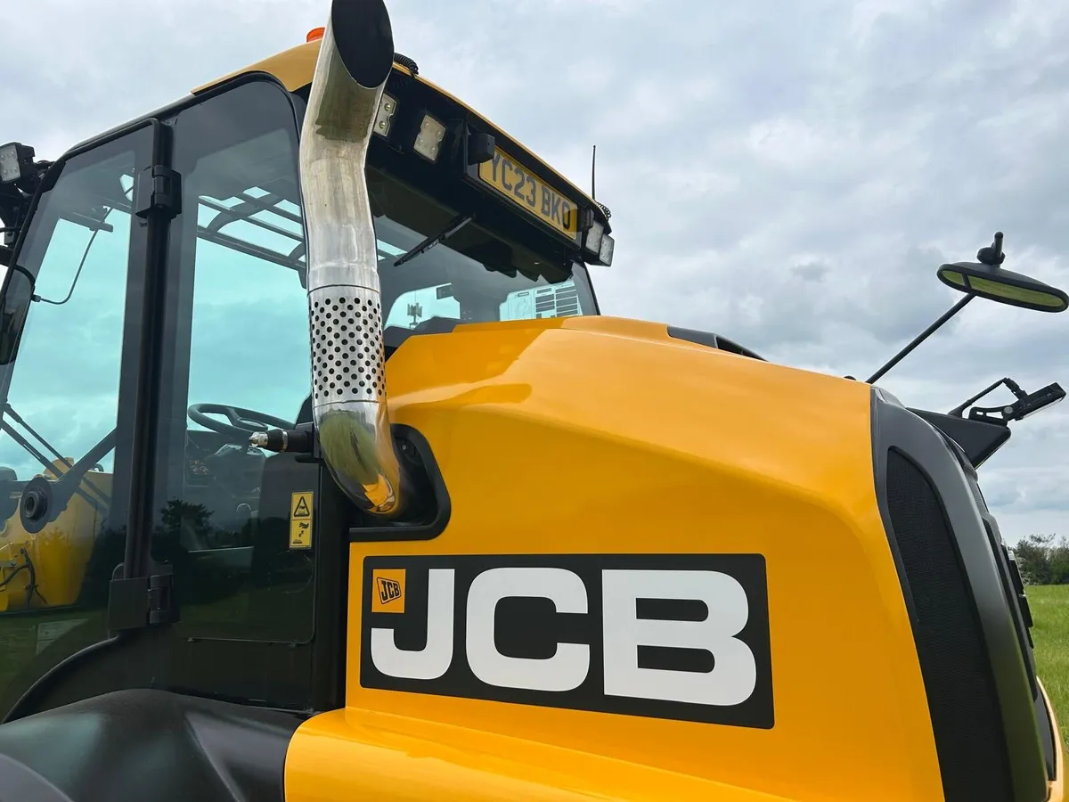 Jcb tm320s with autogreaser - Image 4