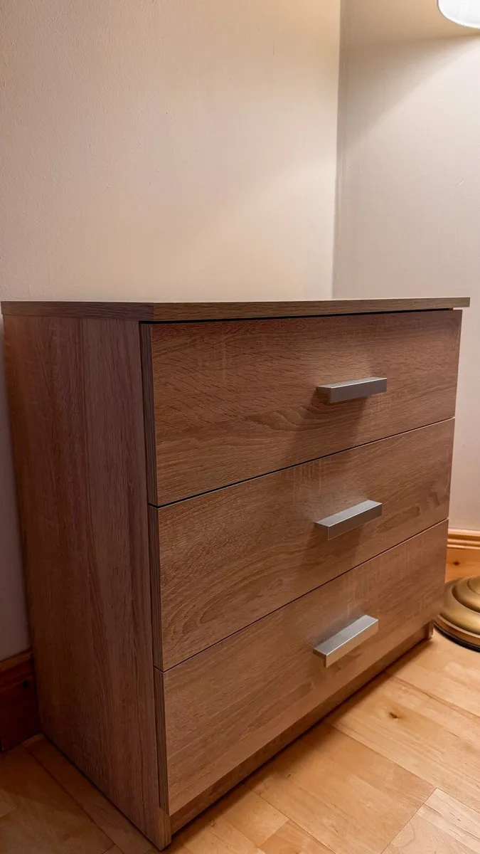 KABDRUP oak 3+5 drw chest bundle - perfect condit - Image 1