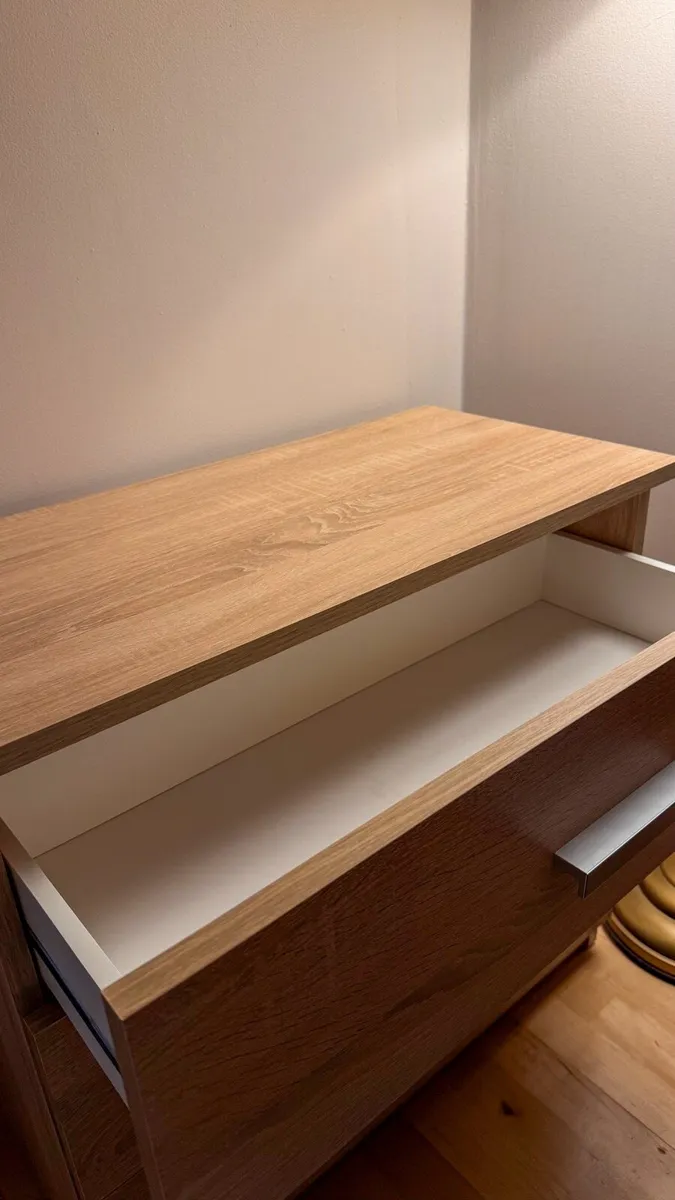 KABDRUP oak 3+5 drw chest bundle - perfect condit - Image 3
