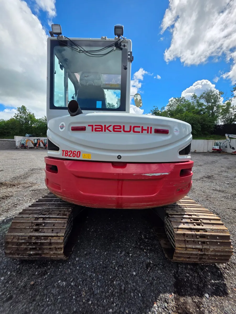 2020 TAKEUCHI TB260 **WIDE STEEL PADS** - Image 4