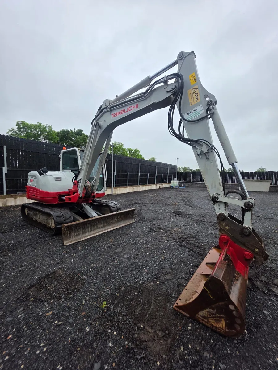2014 TAKEUCHI TB290 - Image 3