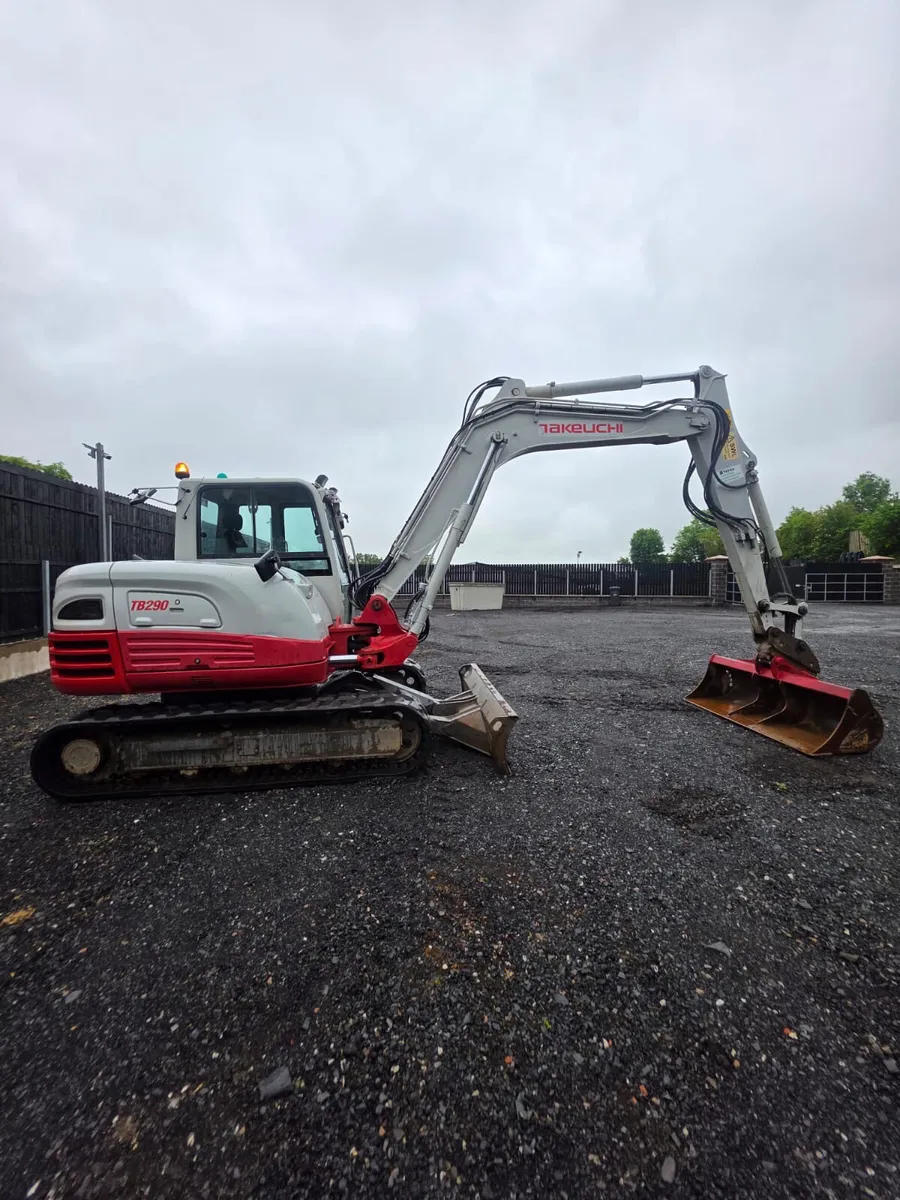 2014 TAKEUCHI TB290 - Image 1