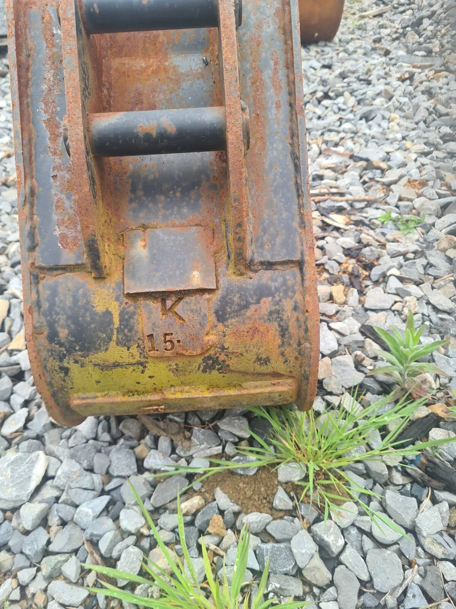 Bucket - Image 2