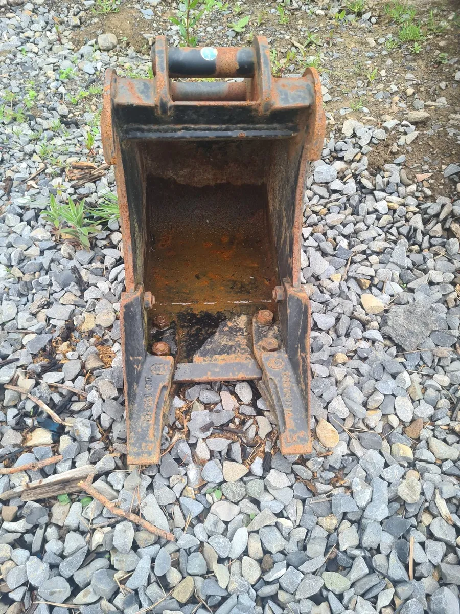 Bucket - Image 3