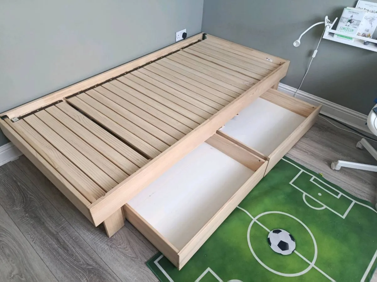 Ikea YOUTH bed - Image 4