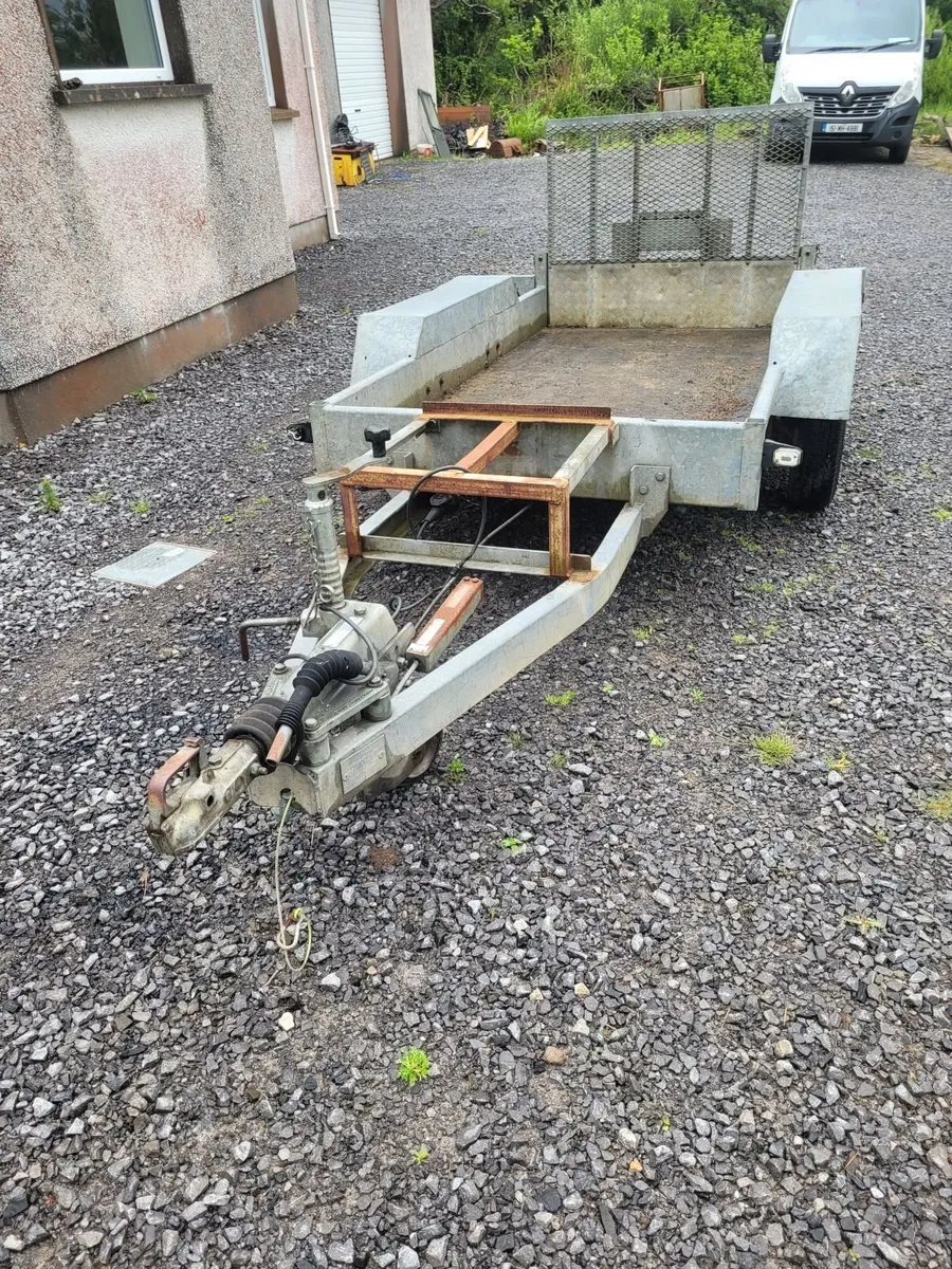 Plant trailer - Image 1