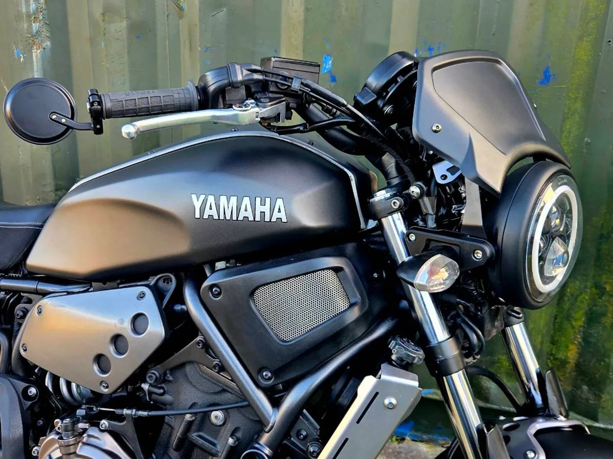 2018 Yamaha XSR700 - Image 2