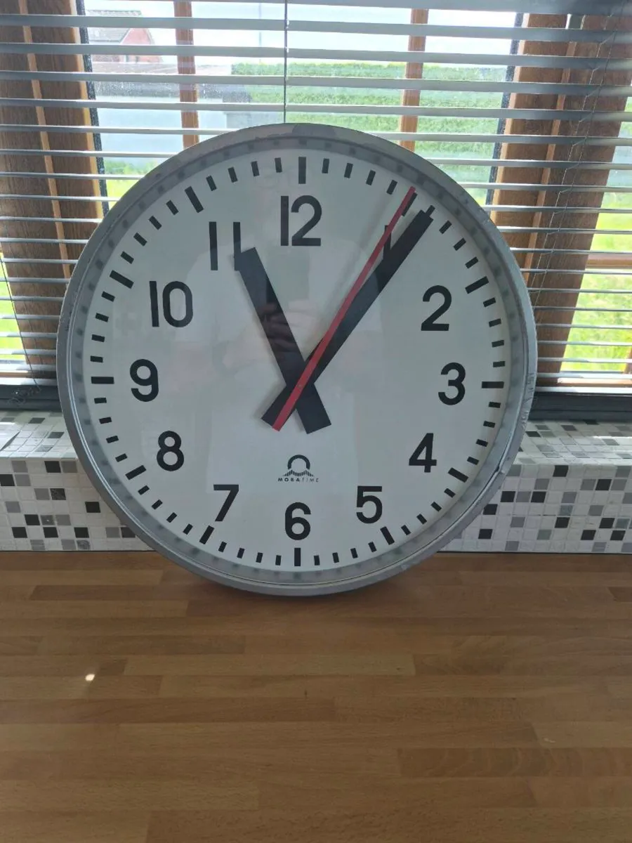 Industrial clock - Image 1