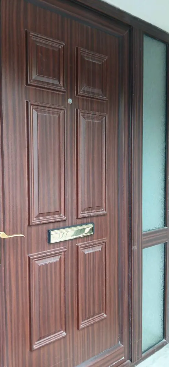 PVC Double glazed front door - Image 2